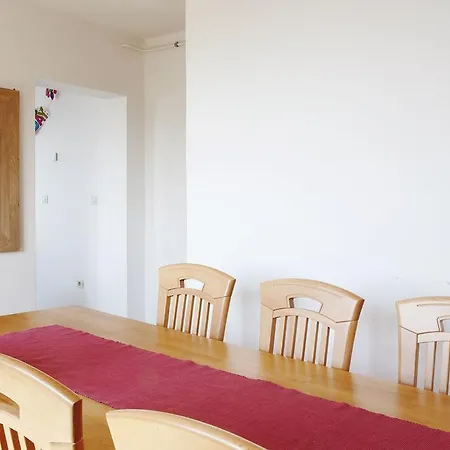 Peachy House * 里耶卡