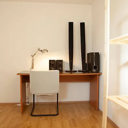Peachy House Apartment *