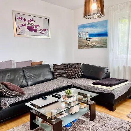 Peachy House Appartement