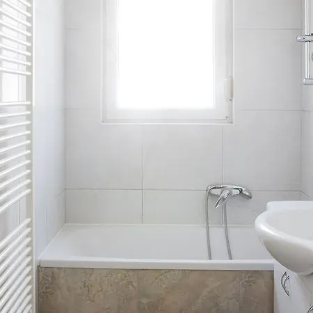 Peachy House Apartment *